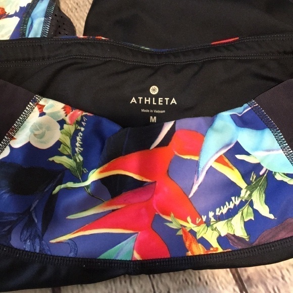 Athleta tropical precision 7/8 laser cut leggings - Picture 4 of 9